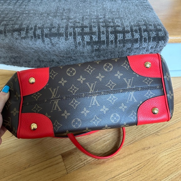 LOUIS VUITTON Estrela Monogram Coquelico Tote Shoulder bag - Picture 3 of 16